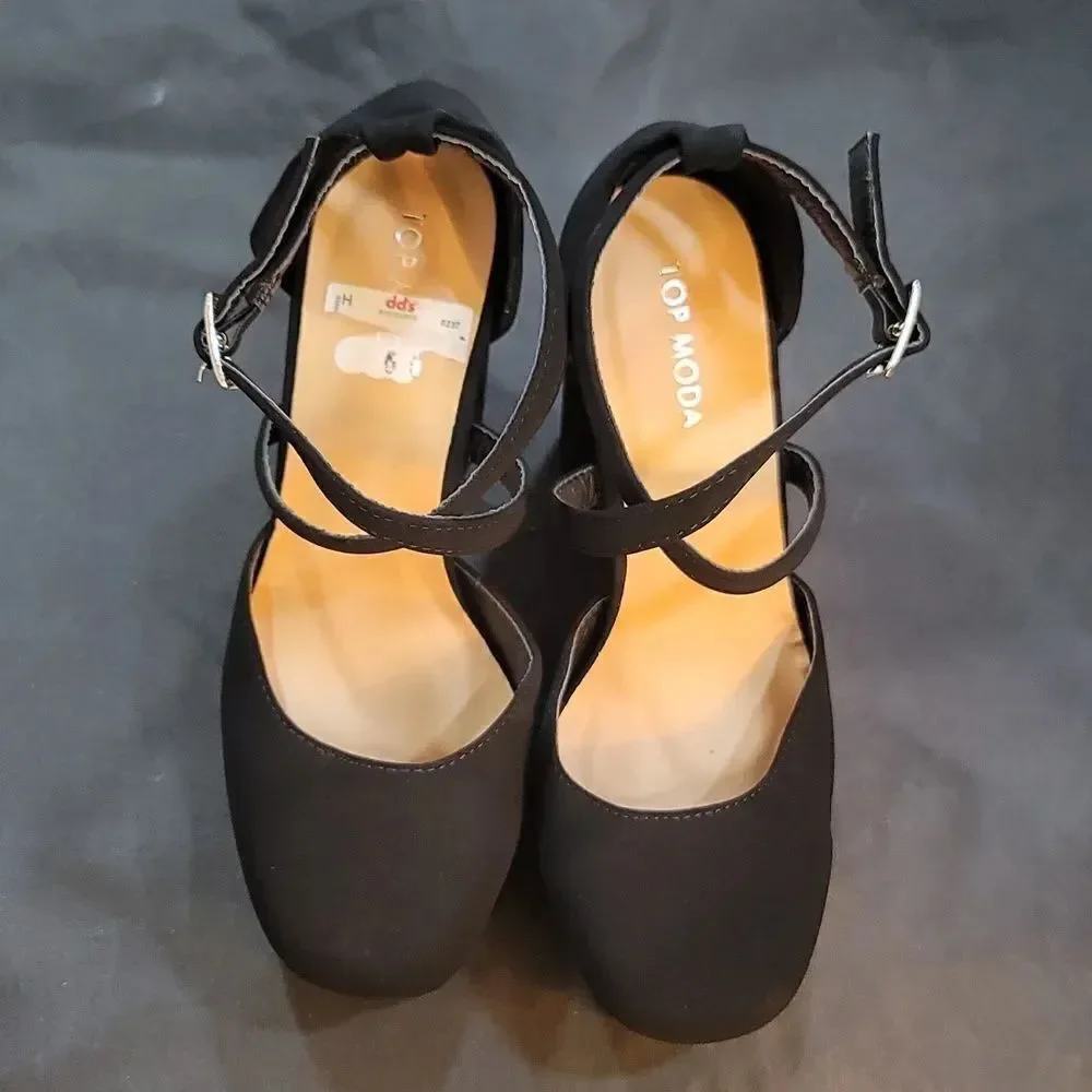 BRAND NEW TOP MODA JANE CRISS-CROS STRAP PLATFORM PUMP